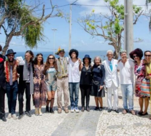 Anglo recebe poetas para Sarau em homenagem ao Dia da Poesia