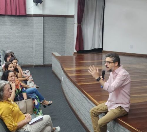 Em primeira edição do GRUPA Convida, Alessandro Marimpietri fala sobre desafios dos pais na atualidade