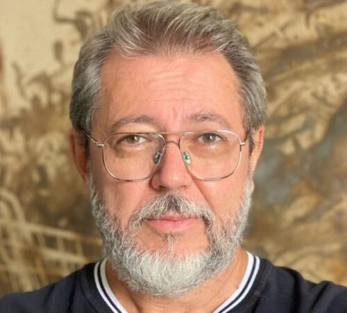 Escutar o que não é dito: NAP convida Marcelo Veras para encontro com famílias no Café e Prosa